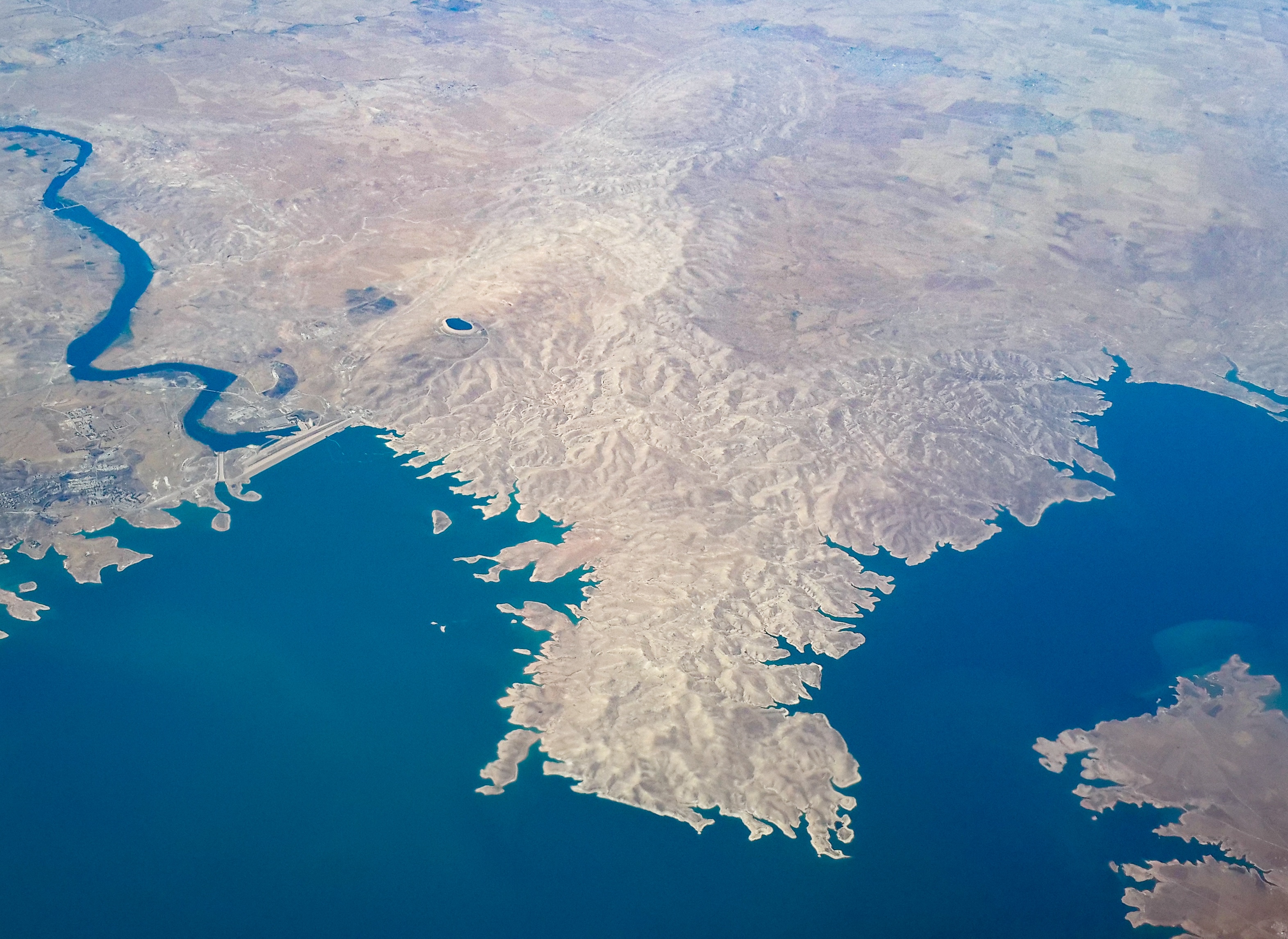 aerial image of the reservoir behind the Mosul Dam on the Tigris River