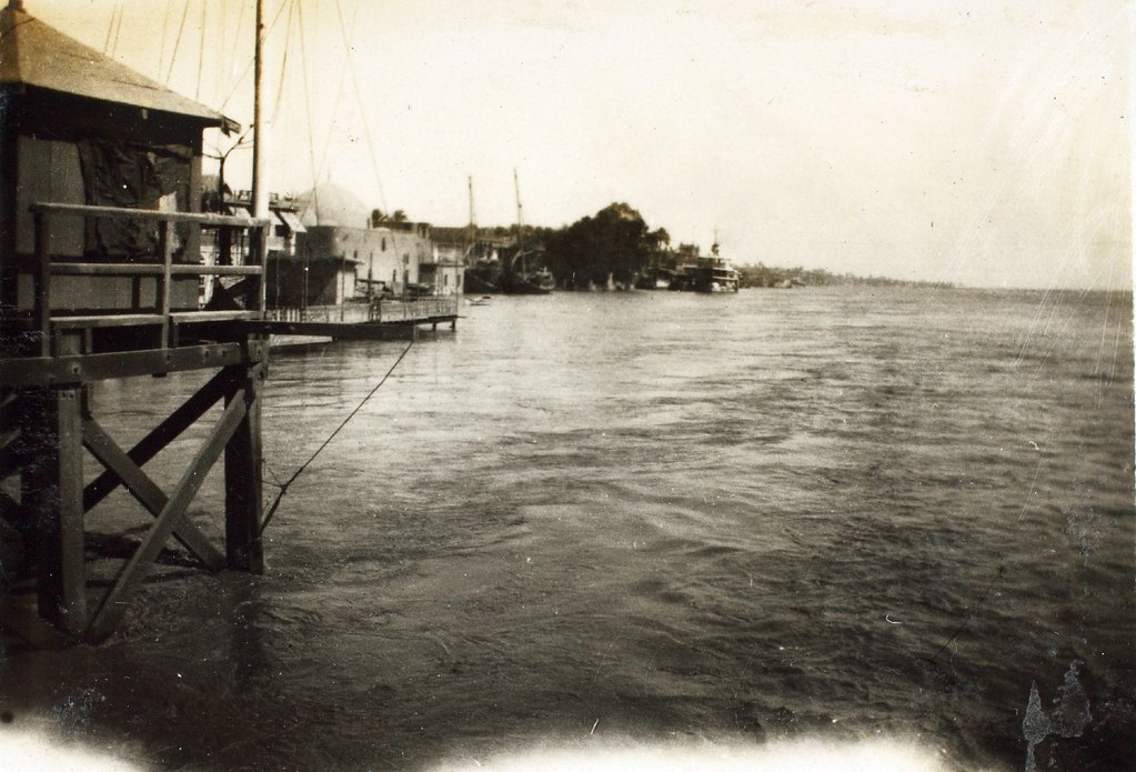 image of a flooded railway station along the Tigris River